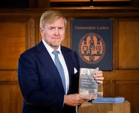 Koning Willem-Alexander ontvangt de resultaten van het onafhankelijke onderzoek